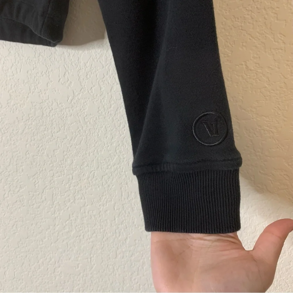 Vuori Womens black alpine 1/2 zip up sweater XS